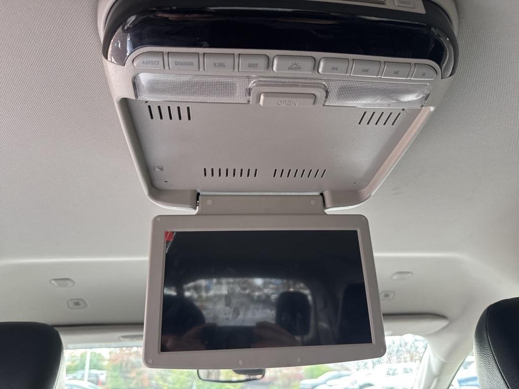 used 2018 Chrysler Pacifica Hybrid car, priced at $20,663