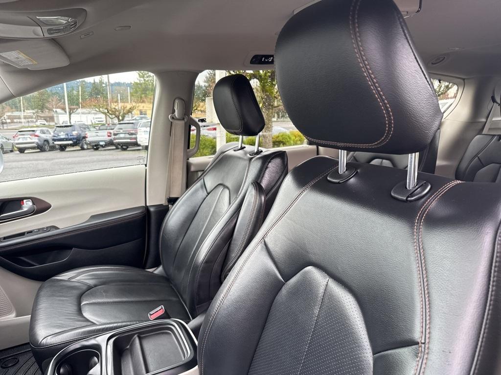 used 2018 Chrysler Pacifica Hybrid car, priced at $20,663