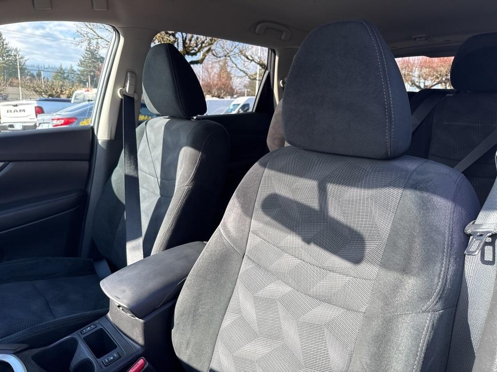 used 2016 Nissan Rogue car, priced at $10,989