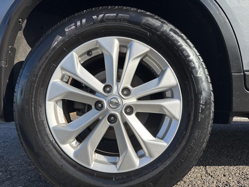 used 2016 Nissan Rogue car, priced at $10,989