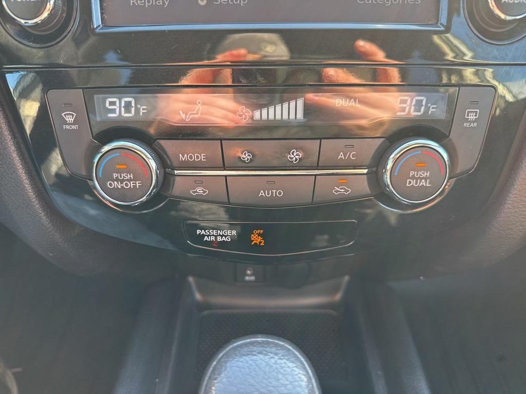 used 2016 Nissan Rogue car, priced at $10,989