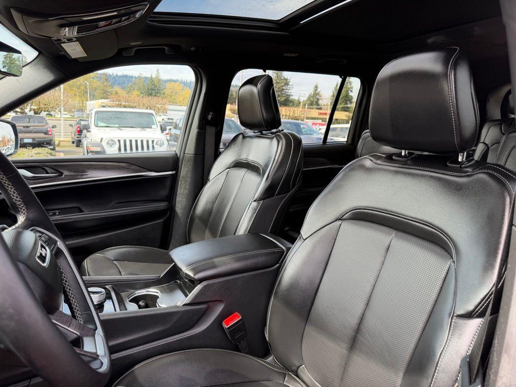 used 2024 Jeep Grand Cherokee L car, priced at $38,900