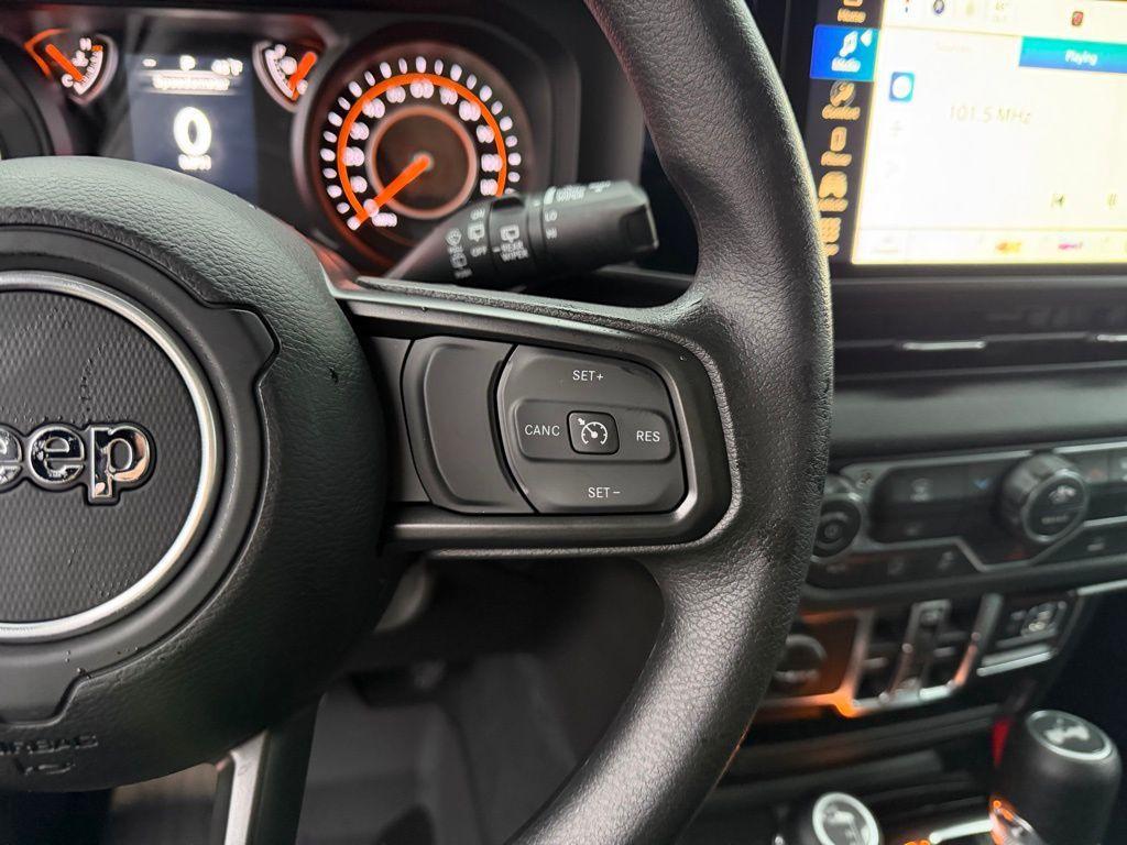 new 2026 Jeep Wrangler car, priced at $41,992