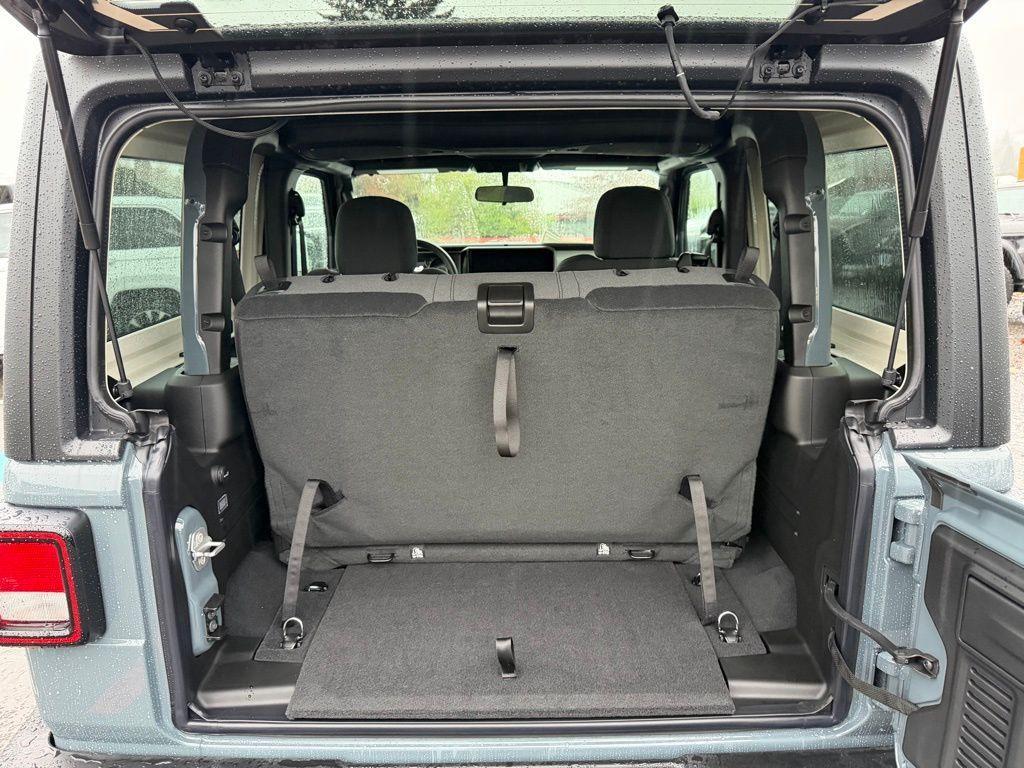 new 2026 Jeep Wrangler car, priced at $37,992