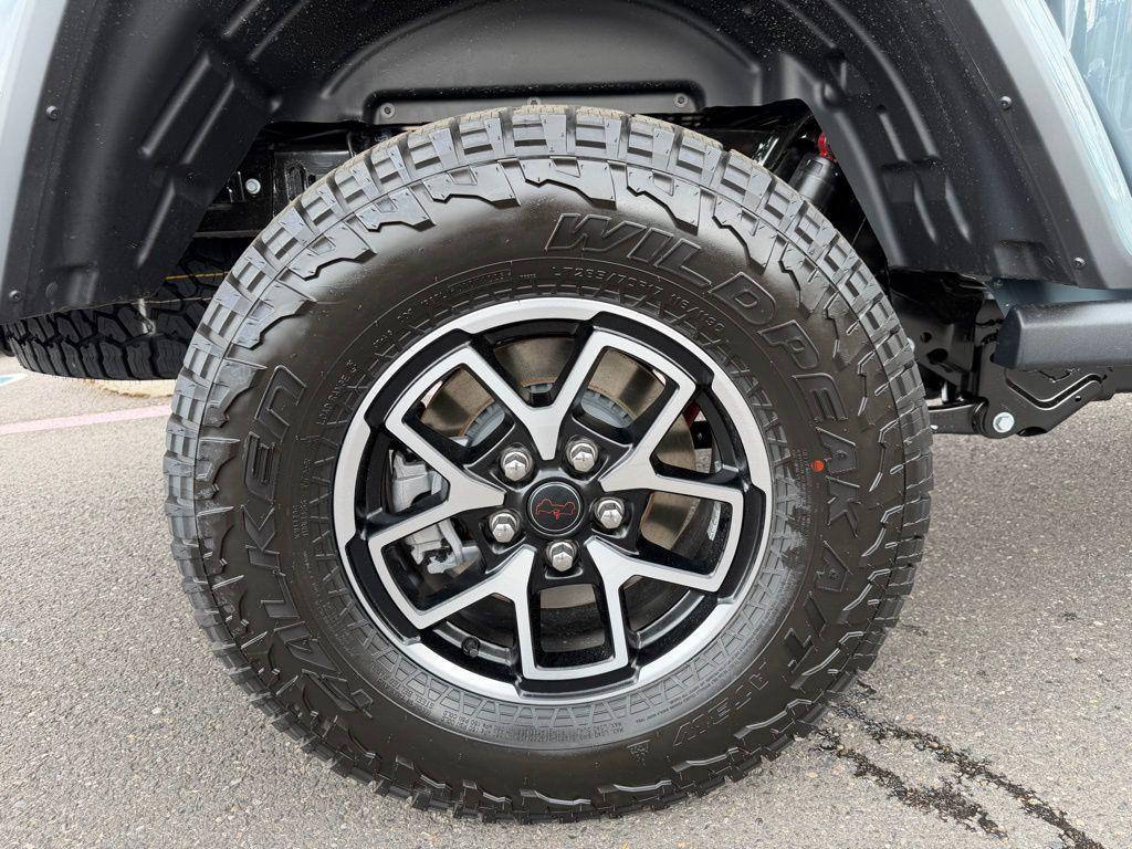 new 2026 Jeep Gladiator car, priced at $54,125