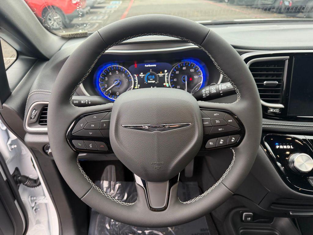 new 2026 Chrysler Pacifica car, priced at $46,805