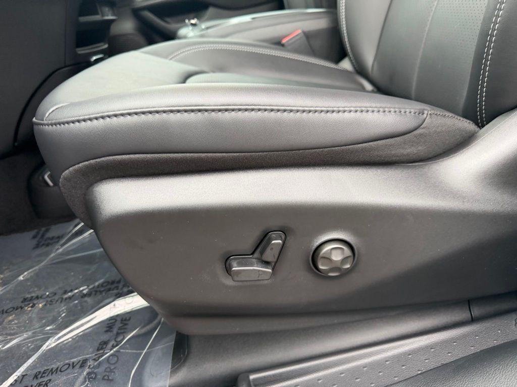 new 2026 Chrysler Pacifica car, priced at $46,805