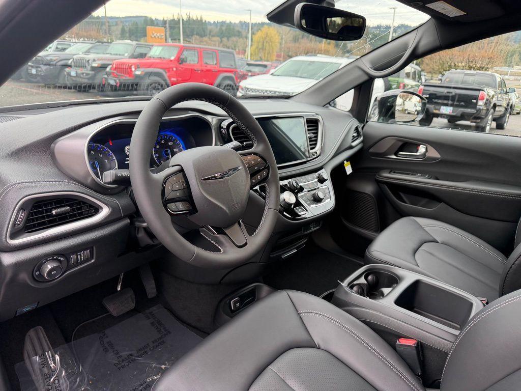 new 2026 Chrysler Pacifica car, priced at $46,805