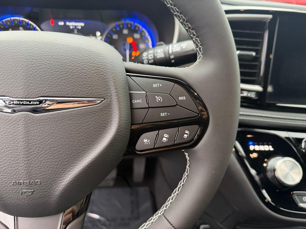 new 2026 Chrysler Pacifica car, priced at $46,805