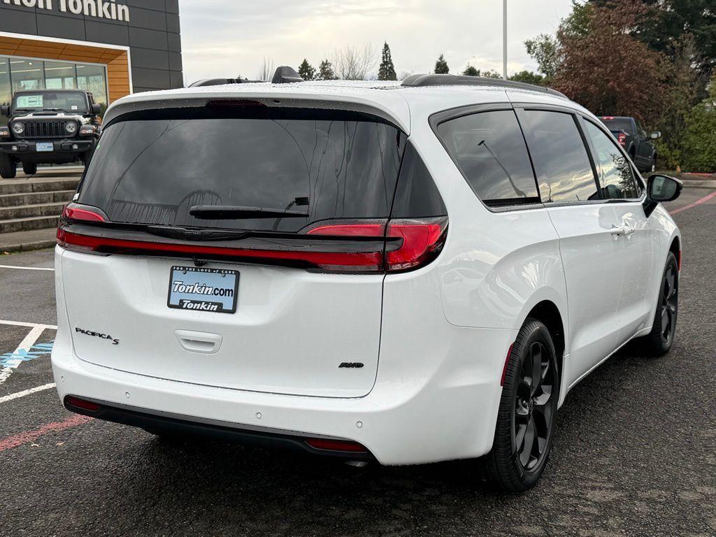new 2026 Chrysler Pacifica car, priced at $46,805