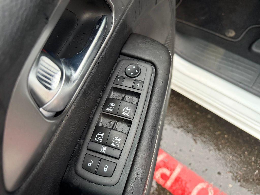 new 2026 Chrysler Pacifica car, priced at $50,845