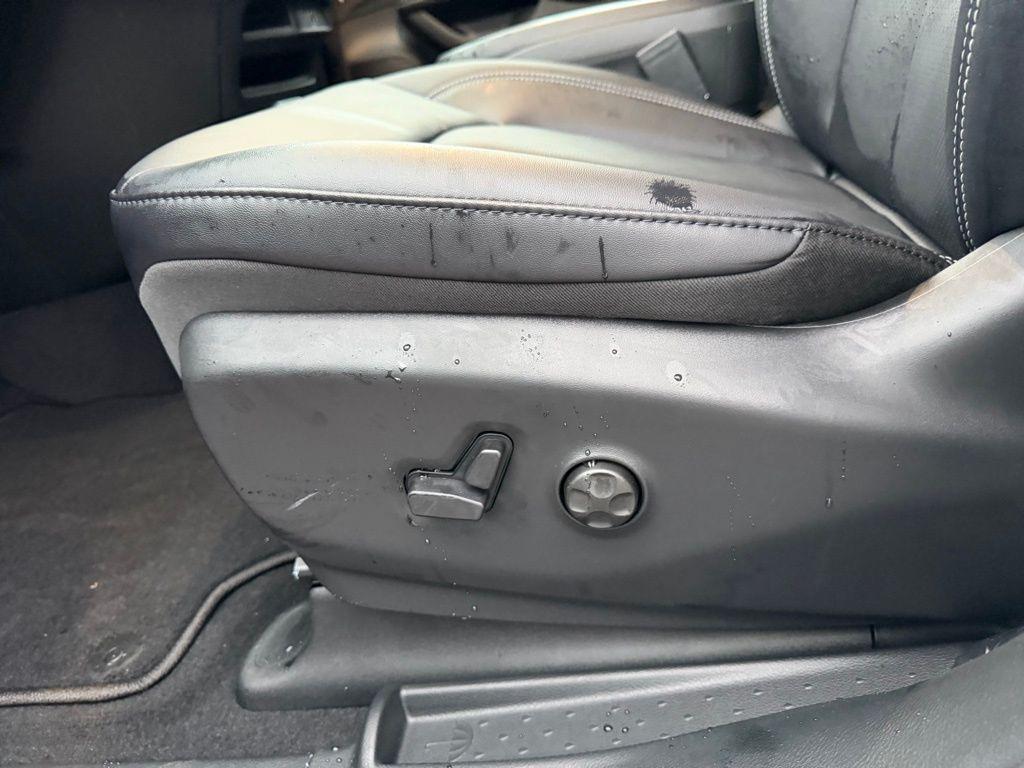 new 2026 Chrysler Pacifica car, priced at $50,845
