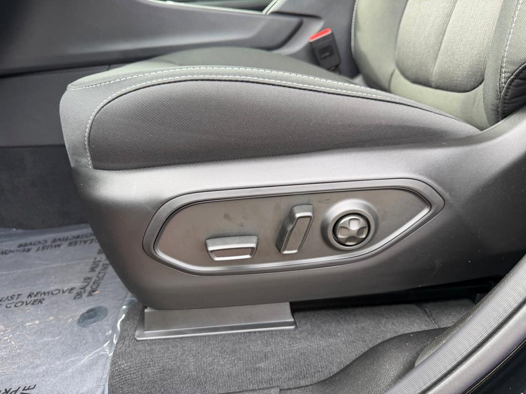 new 2025 Jeep Grand Cherokee car, priced at $35,492