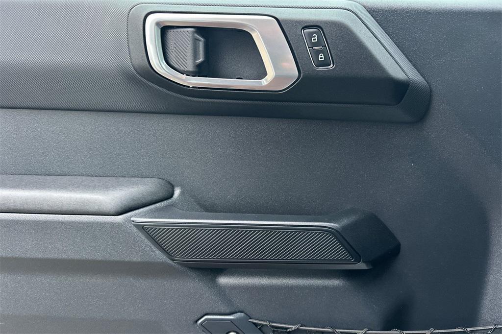 new 2025 Ford Bronco car, priced at $48,120