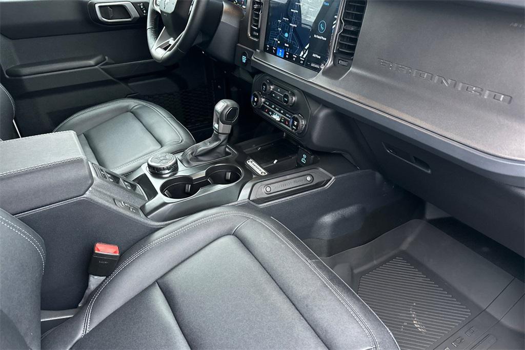 new 2025 Ford Bronco car, priced at $48,120