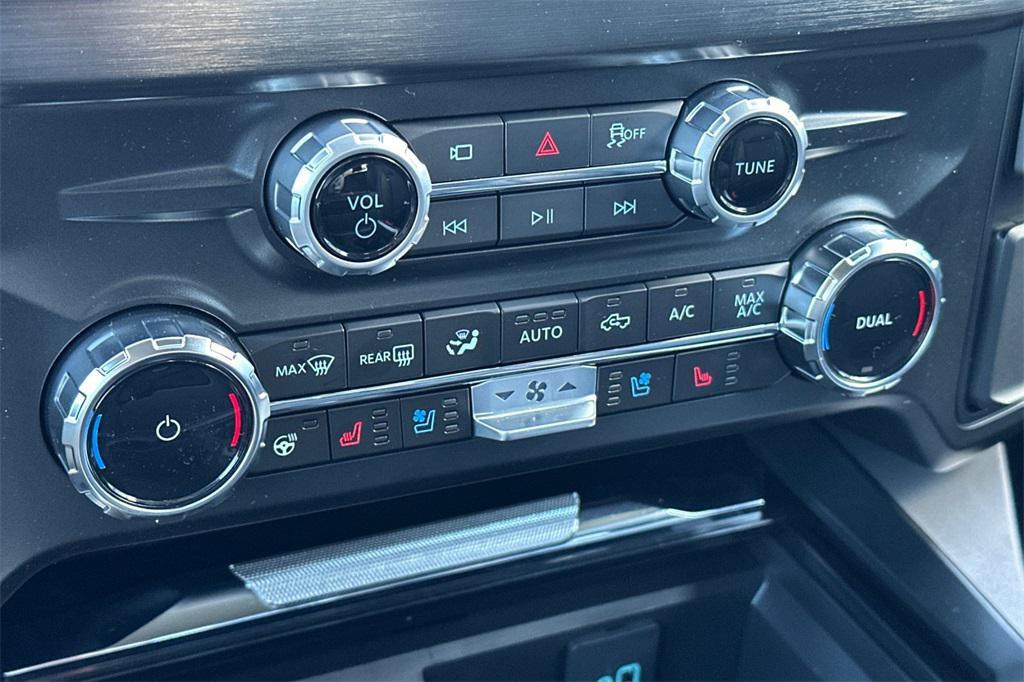 new 2025 Ford F-250 car, priced at $89,810