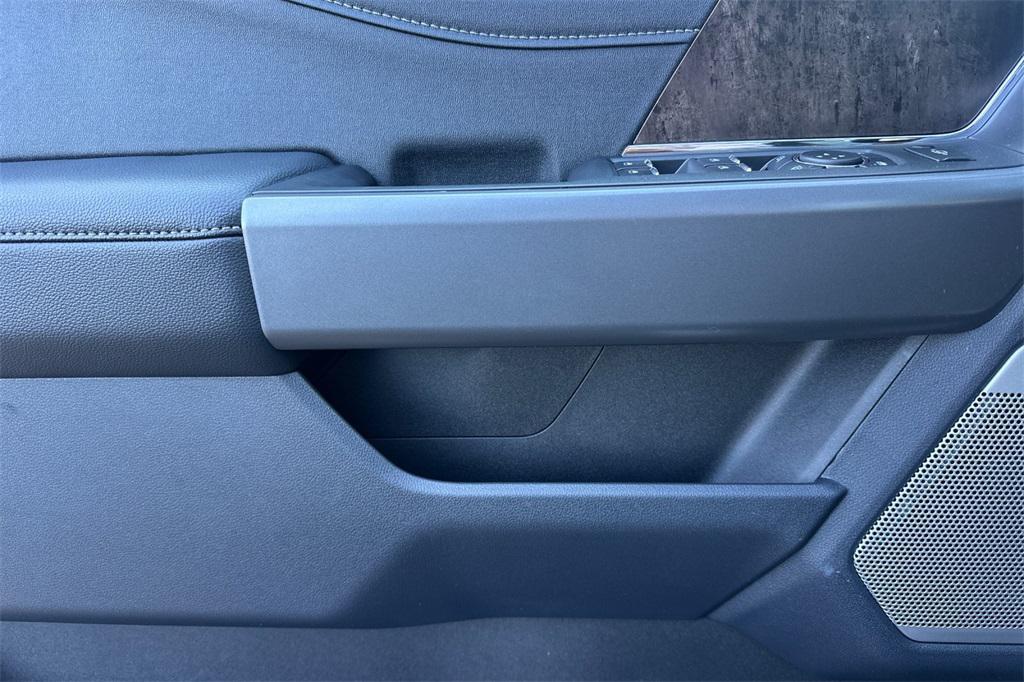 new 2025 Ford F-250 car, priced at $89,810