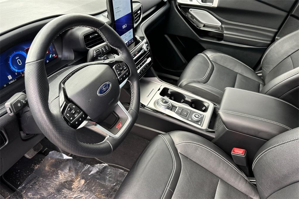 used 2024 Ford Explorer car, priced at $43,811