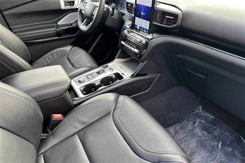 used 2024 Ford Explorer car, priced at $43,811