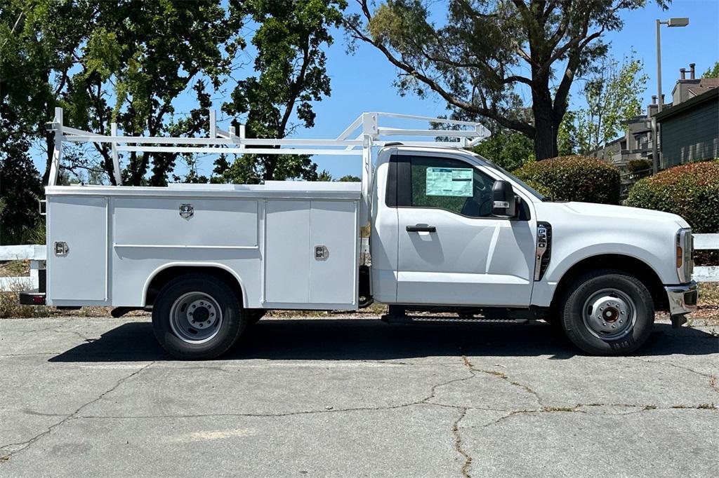 new 2025 Ford F-350 car, priced at $51,870