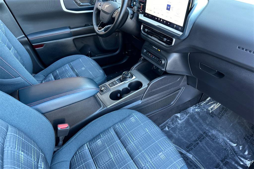 new 2025 Ford Bronco Sport car, priced at $33,933