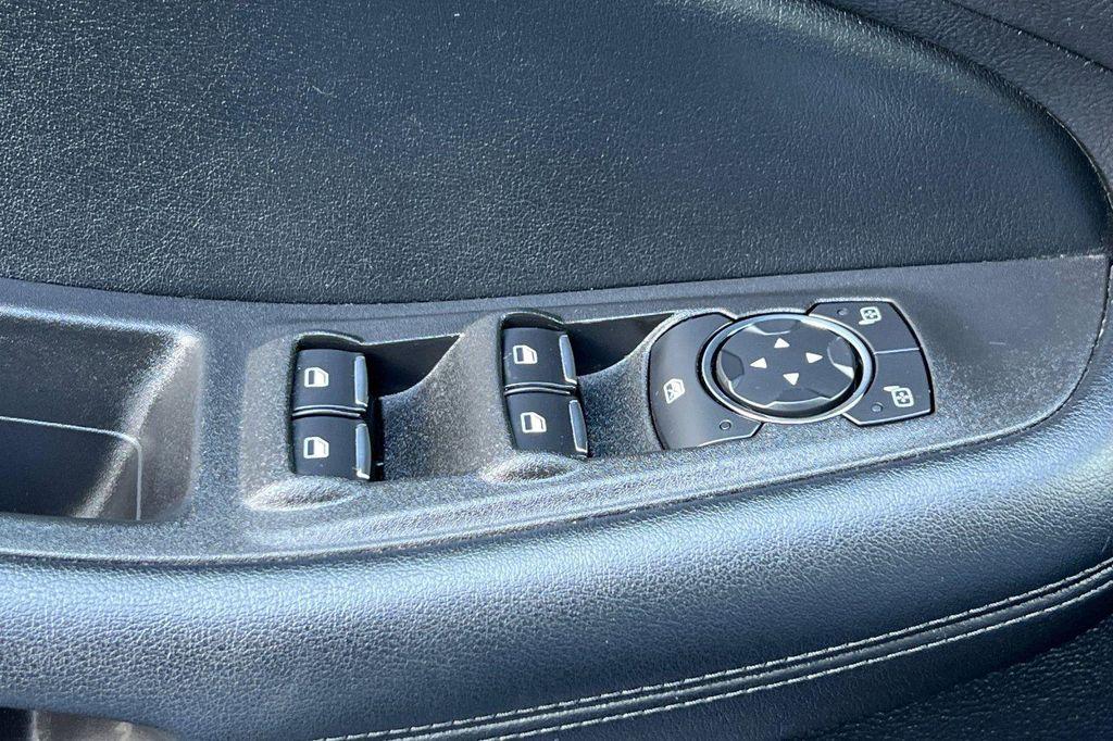 used 2022 Ford Edge car, priced at $21,993