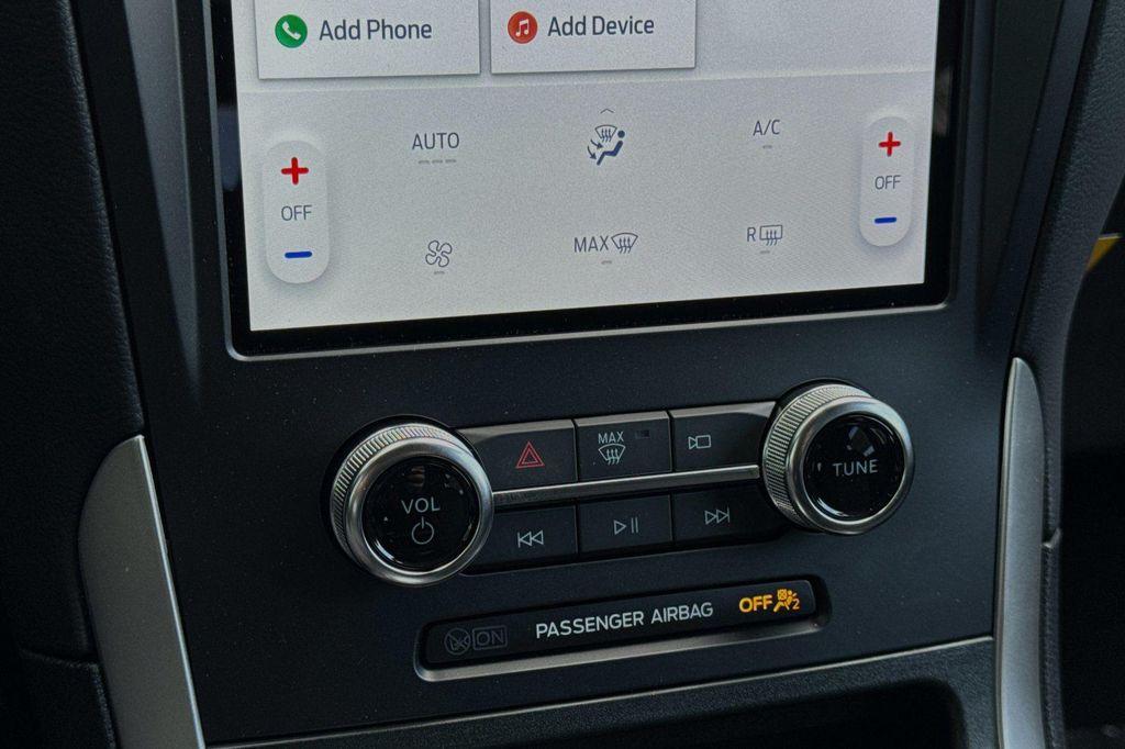 new 2024 Ford Edge car, priced at $35,345