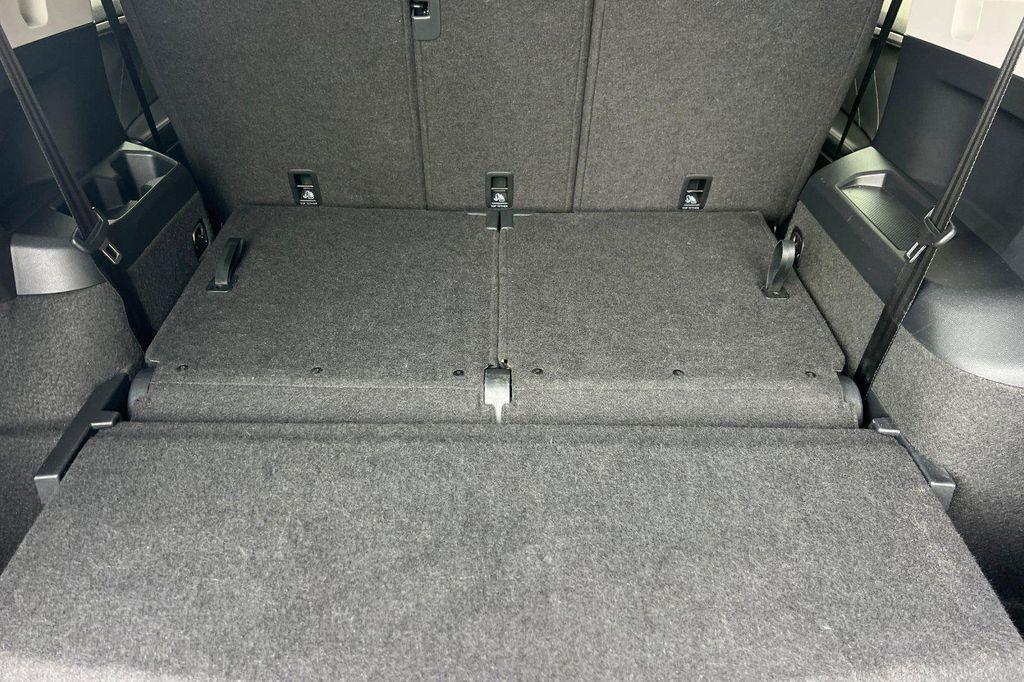 used 2024 Volkswagen Tiguan car, priced at $21,891