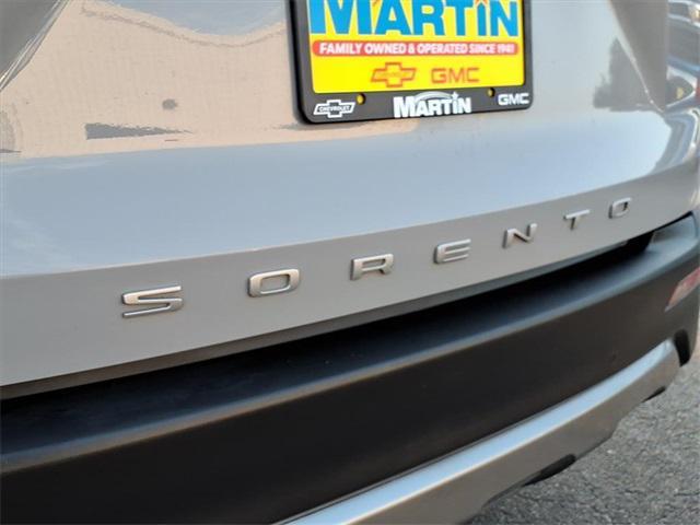 used 2022 Kia Sorento car, priced at $23,578