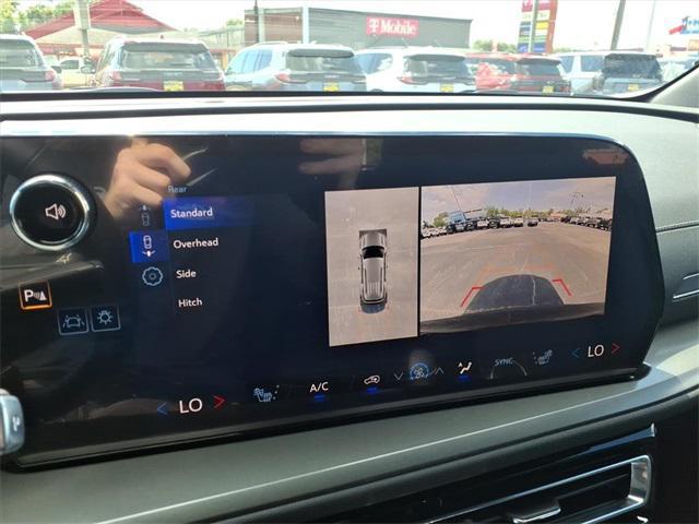 new 2026 Chevrolet Traverse car, priced at $51,014