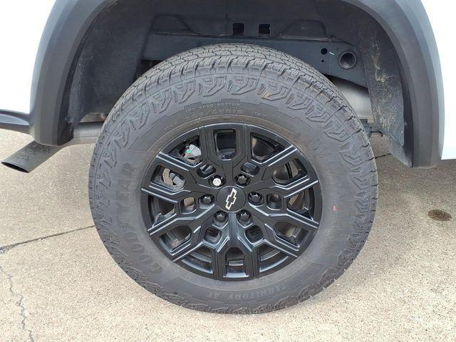 used 2025 Chevrolet Colorado car, priced at $37,876