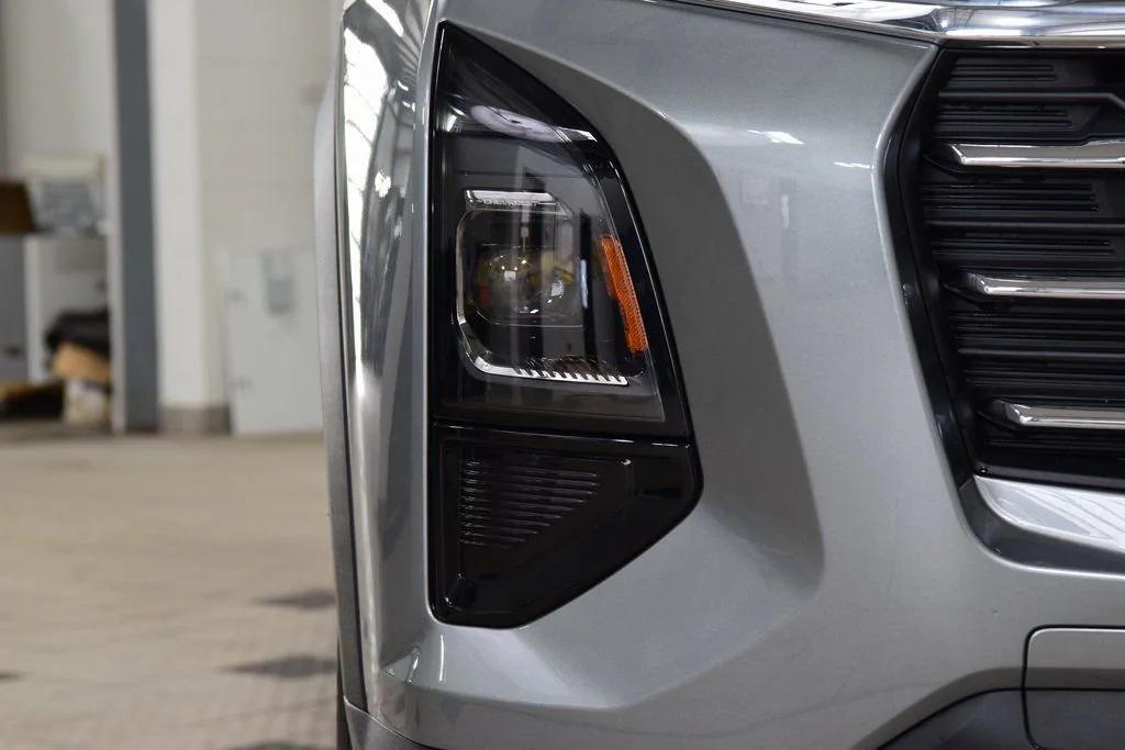 new 2026 Chevrolet Equinox car, priced at $31,801