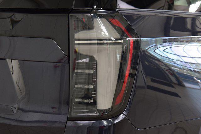 new 2025 Chevrolet Suburban car, priced at $82,013