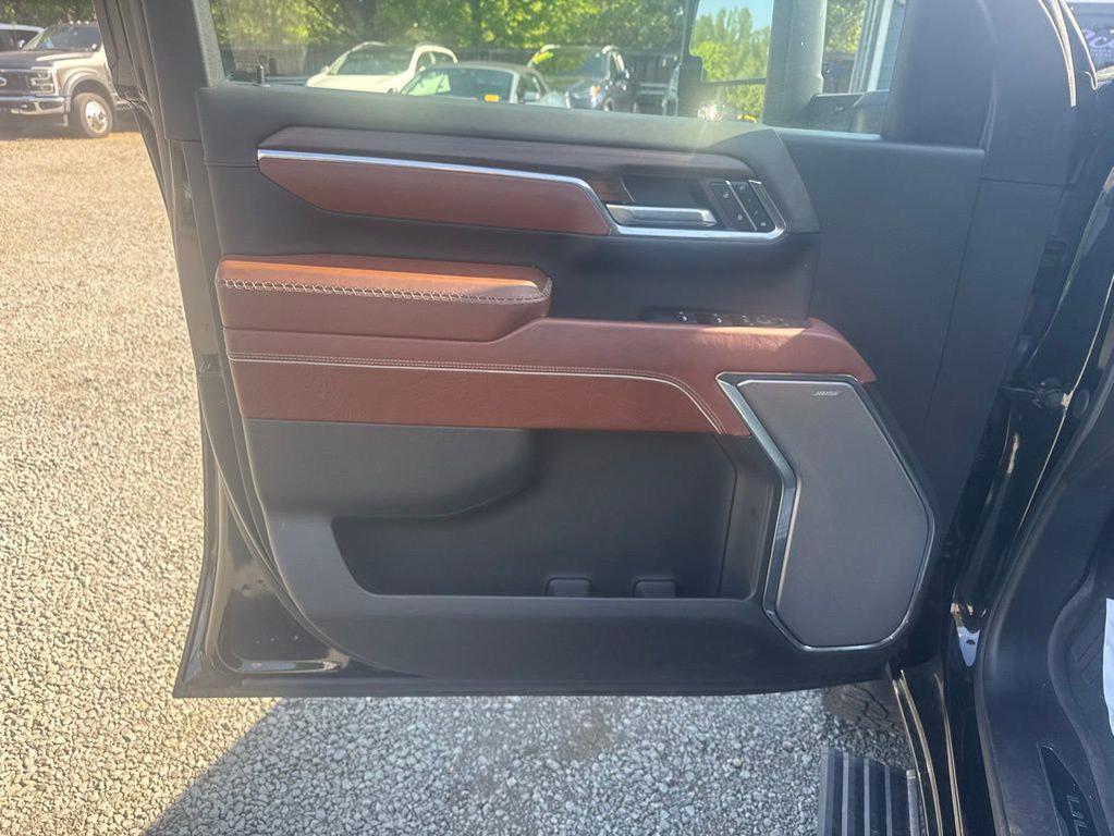 used 2024 GMC Sierra 2500 car, priced at $77,999