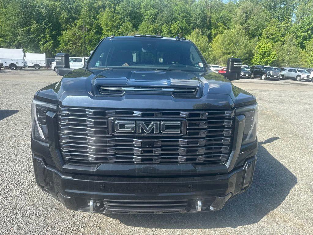 used 2024 GMC Sierra 2500 car, priced at $77,999