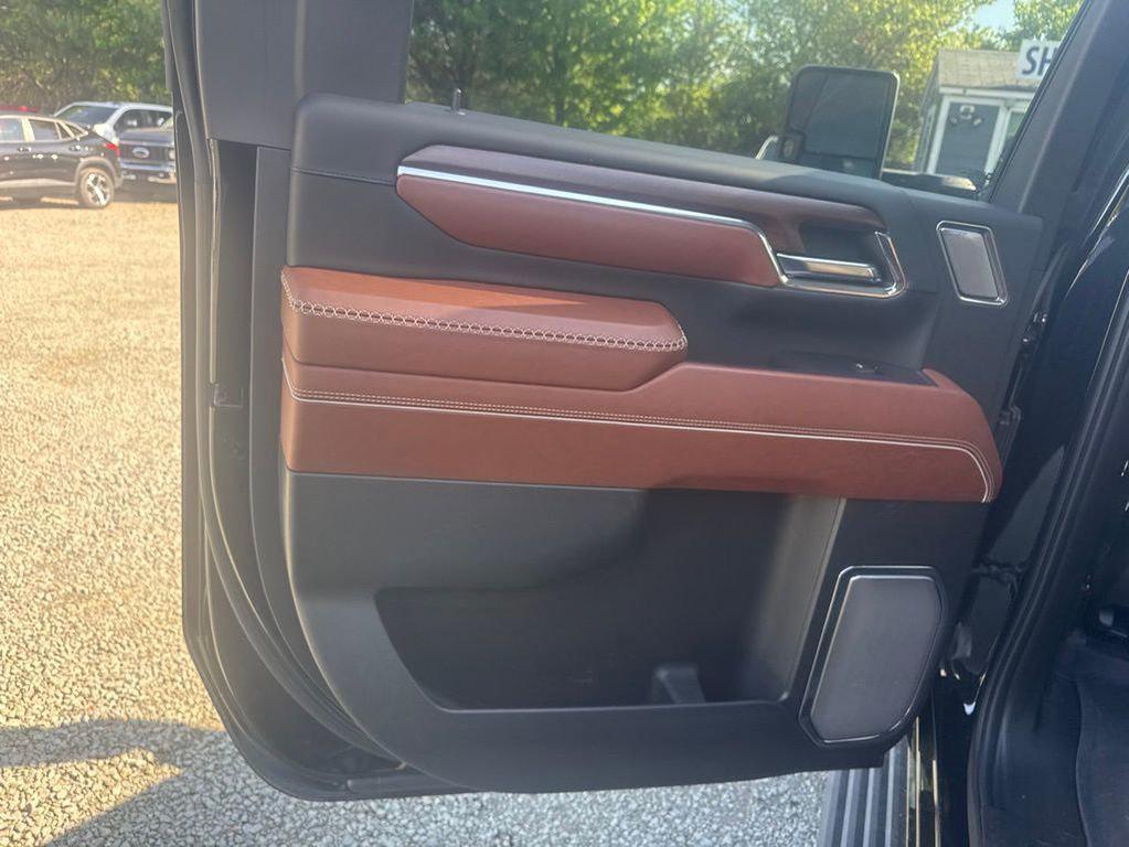 used 2024 GMC Sierra 2500 car, priced at $77,999