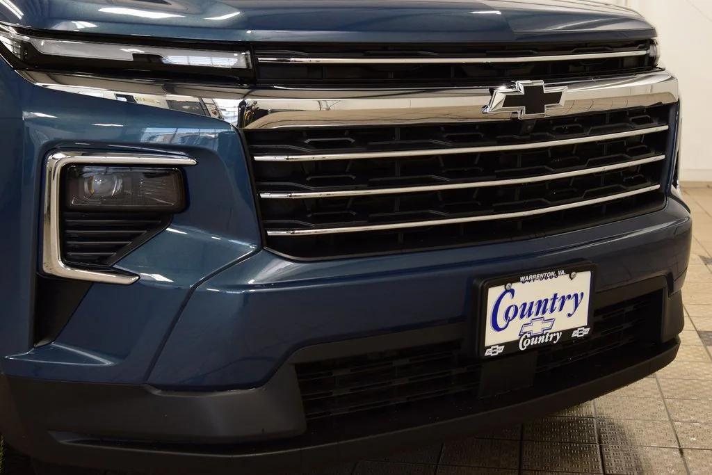 new 2026 Chevrolet Traverse car, priced at $44,301