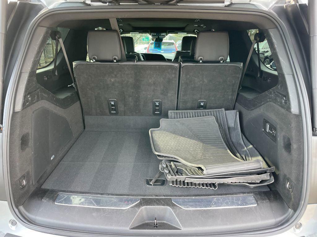 used 2023 Cadillac Escalade ESV car, priced at $72,999