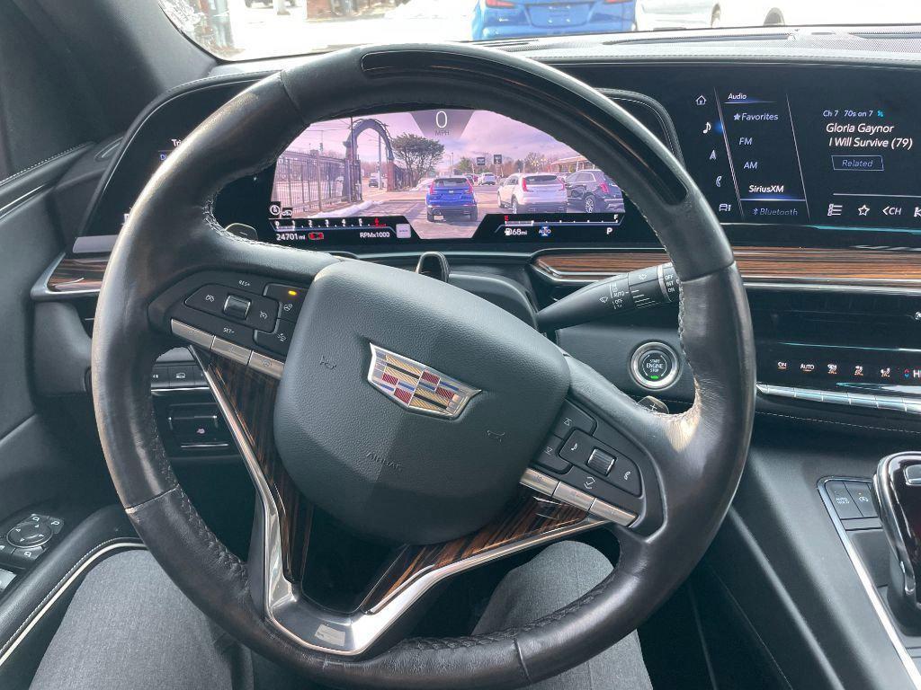 used 2023 Cadillac Escalade ESV car, priced at $72,999