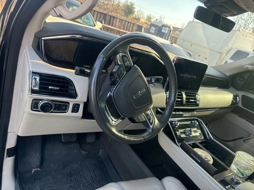 used 2019 Lincoln Navigator car, priced at $29,999