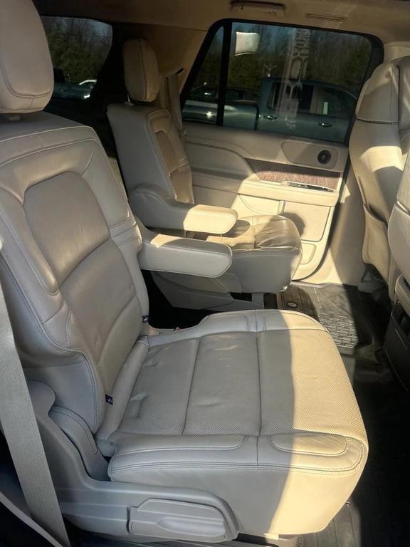 used 2019 Lincoln Navigator car, priced at $29,999