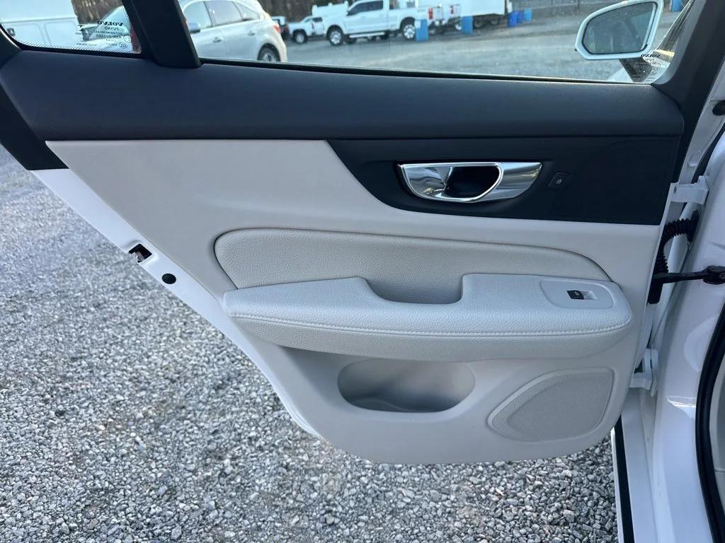 used 2020 Volvo V60 car, priced at $27,999
