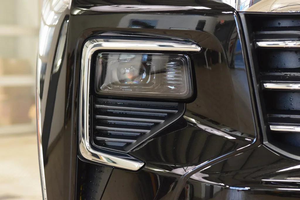 new 2026 Chevrolet Traverse car, priced at $40,203