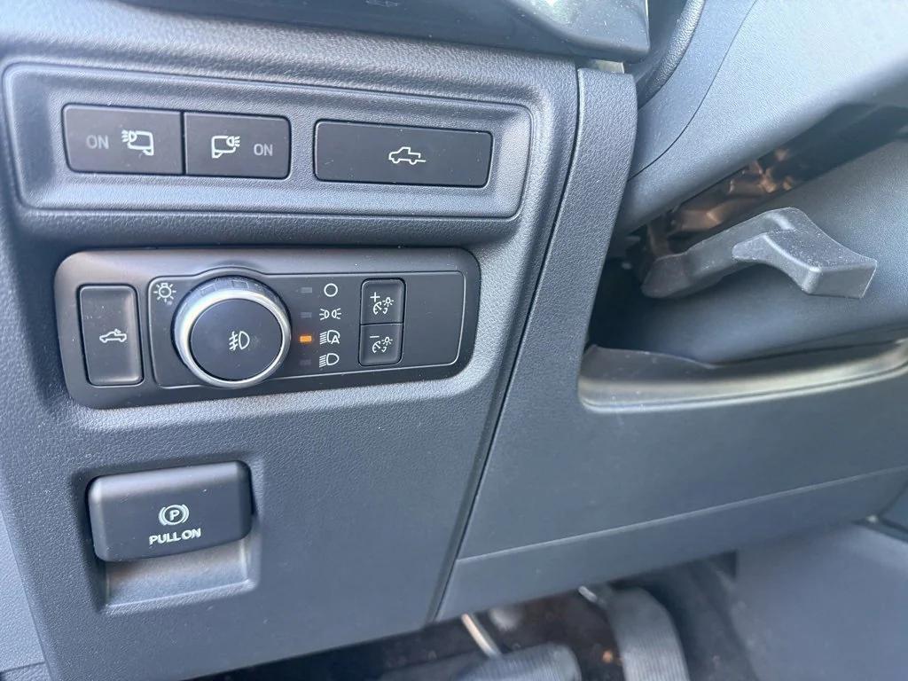 used 2021 Ford F-150 car, priced at $30,999