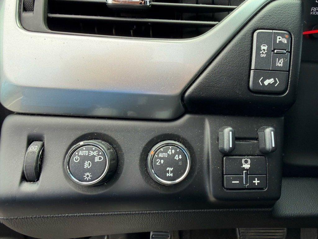 used 2018 Chevrolet Suburban car, priced at $22,999