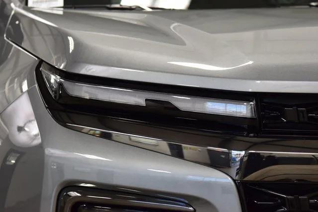 new 2026 Chevrolet Traverse car, priced at $55,182