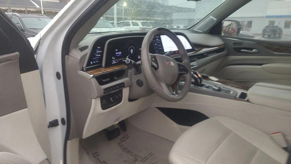 used 2023 Cadillac Escalade ESV car, priced at $69,999