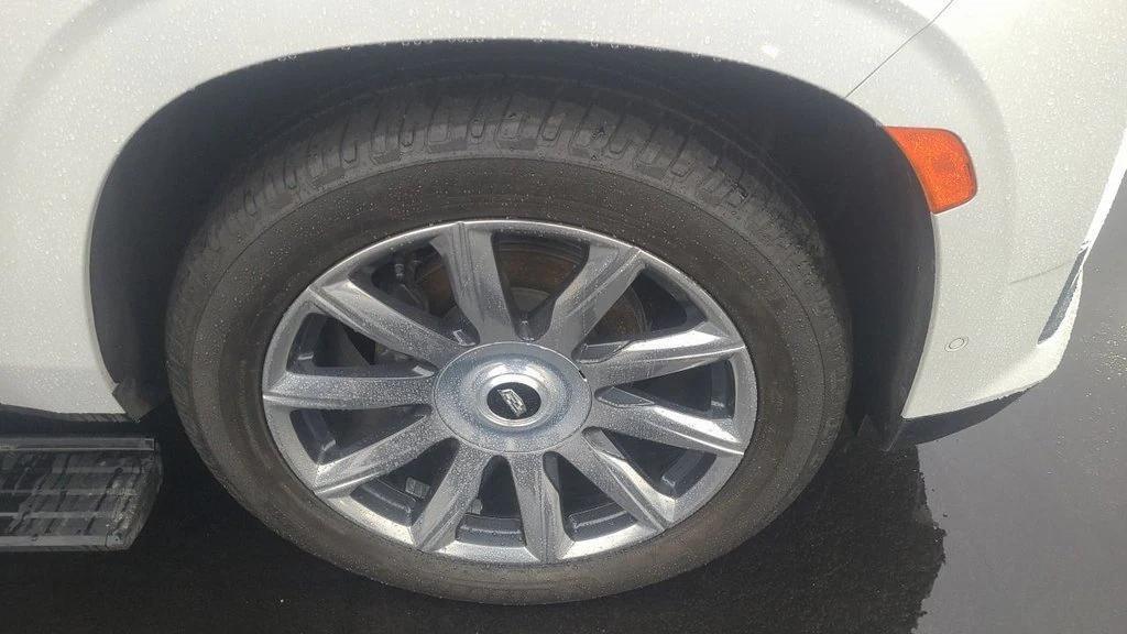 used 2023 Cadillac Escalade ESV car, priced at $69,999