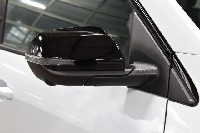 new 2026 Chevrolet Traverse car, priced at $55,630