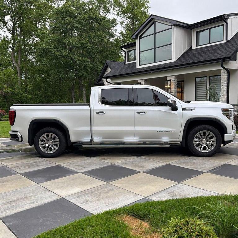 used 2023 GMC Sierra 1500 car, priced at $55,999